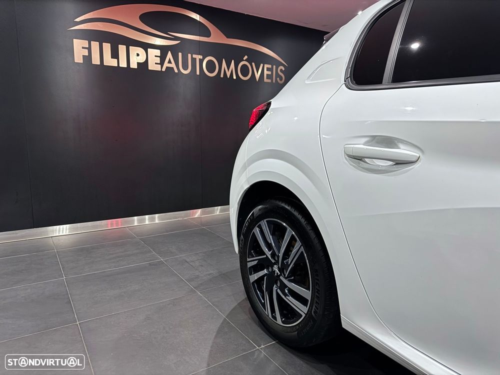 Peugeot 208 1.2 PureTech Allure Pack - 39