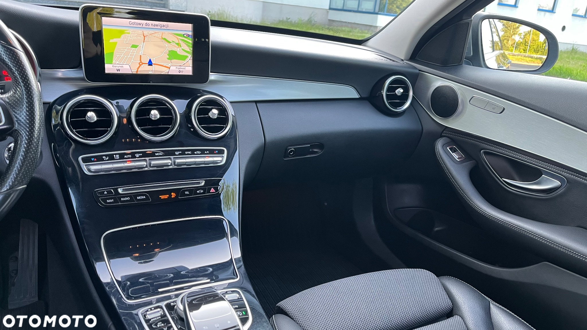 Mercedes-Benz Klasa C 180 T 7G-TRONIC Avantgarde - 16