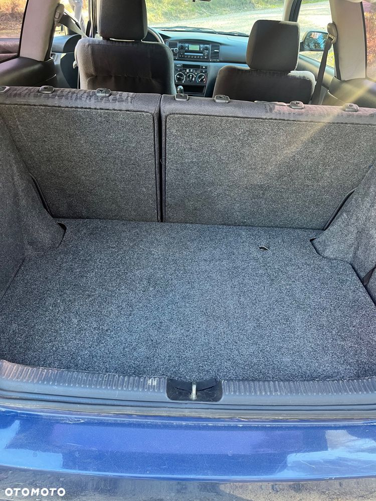 Toyota Corolla 1.4 VVT-i Terra - 21