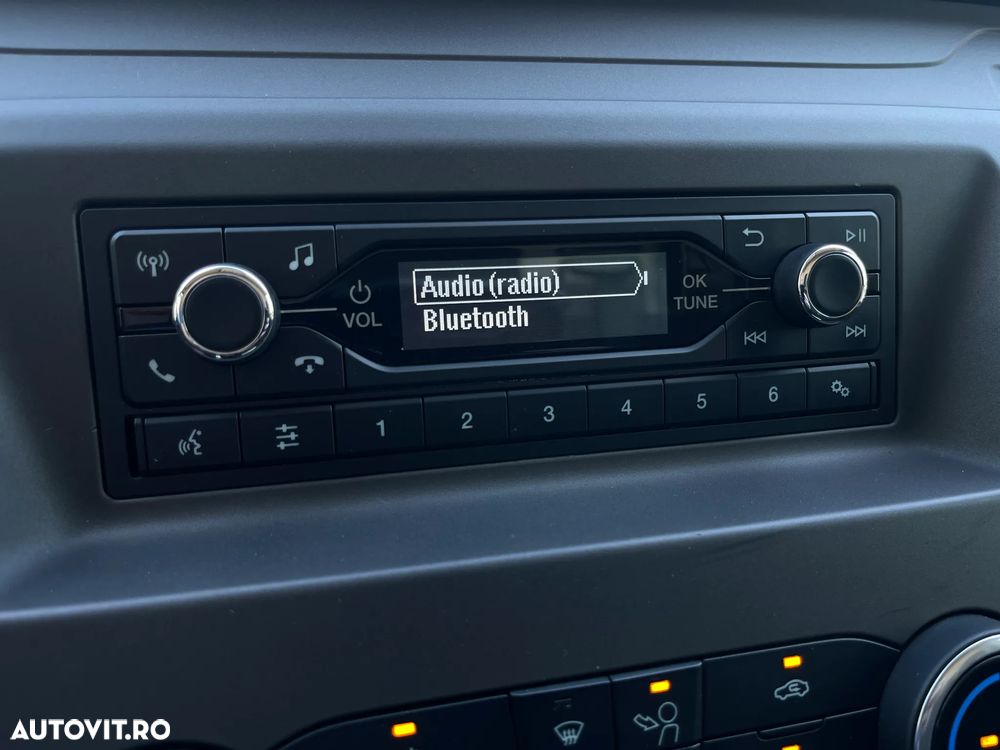 Ford Transit - 13