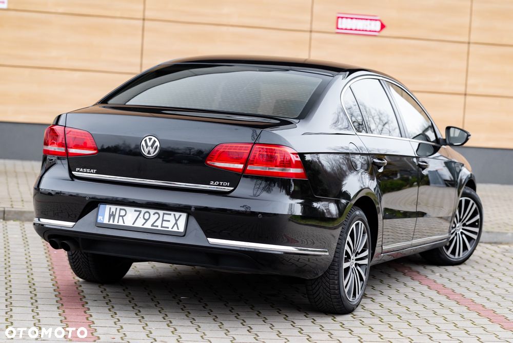 Volkswagen Passat - 14
