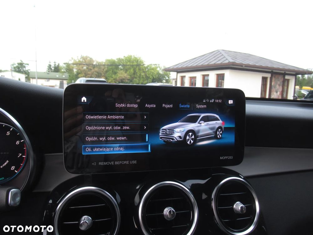Mercedes-Benz GLC 200 4Matic 9G-TRONIC AMG Line - 27