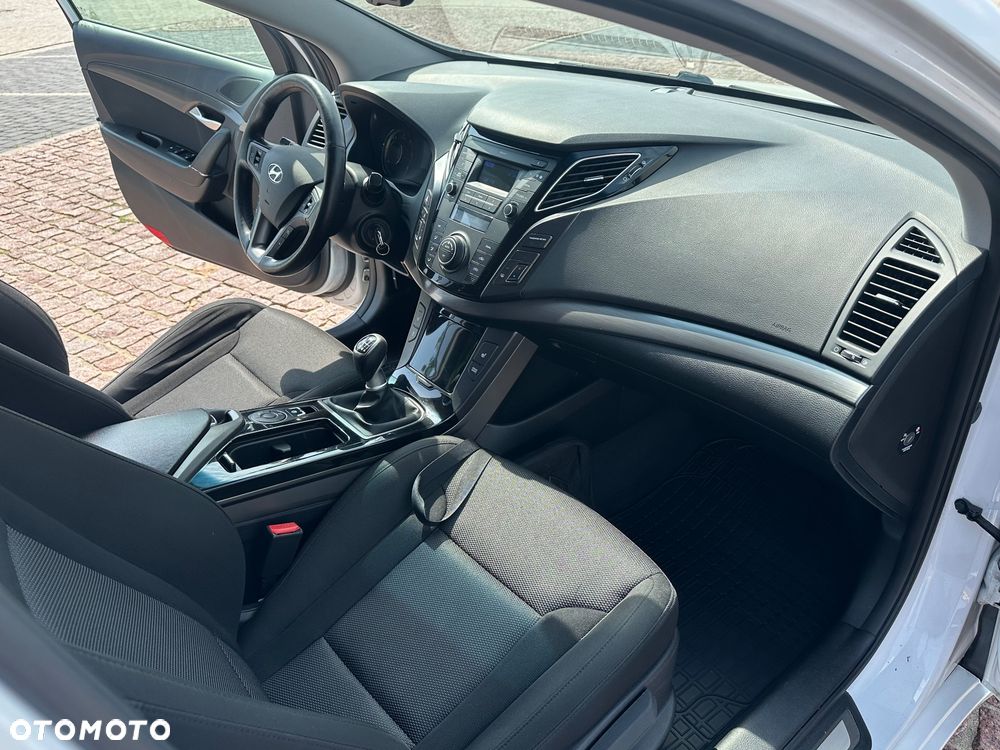 Hyundai i40 Kombi blue 1.7 CRDi Style - 7