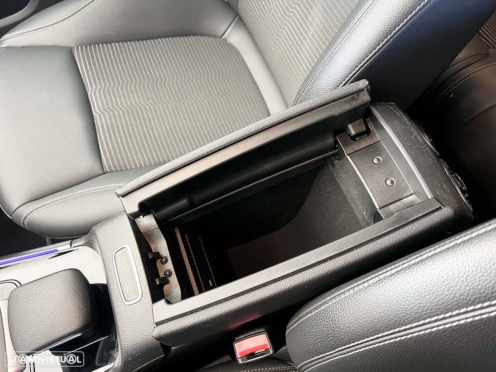Mercedes-Benz GLA 250 e 8G-DCT Style - 16