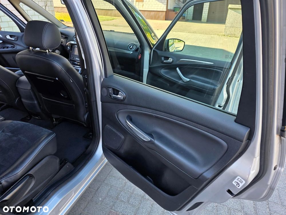 Ford Galaxy 2.0 TDCi Platinium X (Titanium) - 15