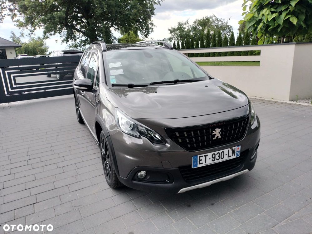 Peugeot 2008 1.2 Pure Tech Style S&S EAT6 - 12
