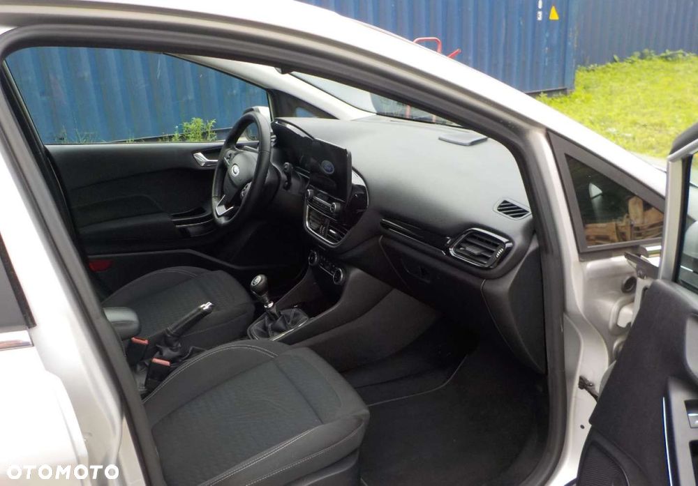 Ford Fiesta - 11