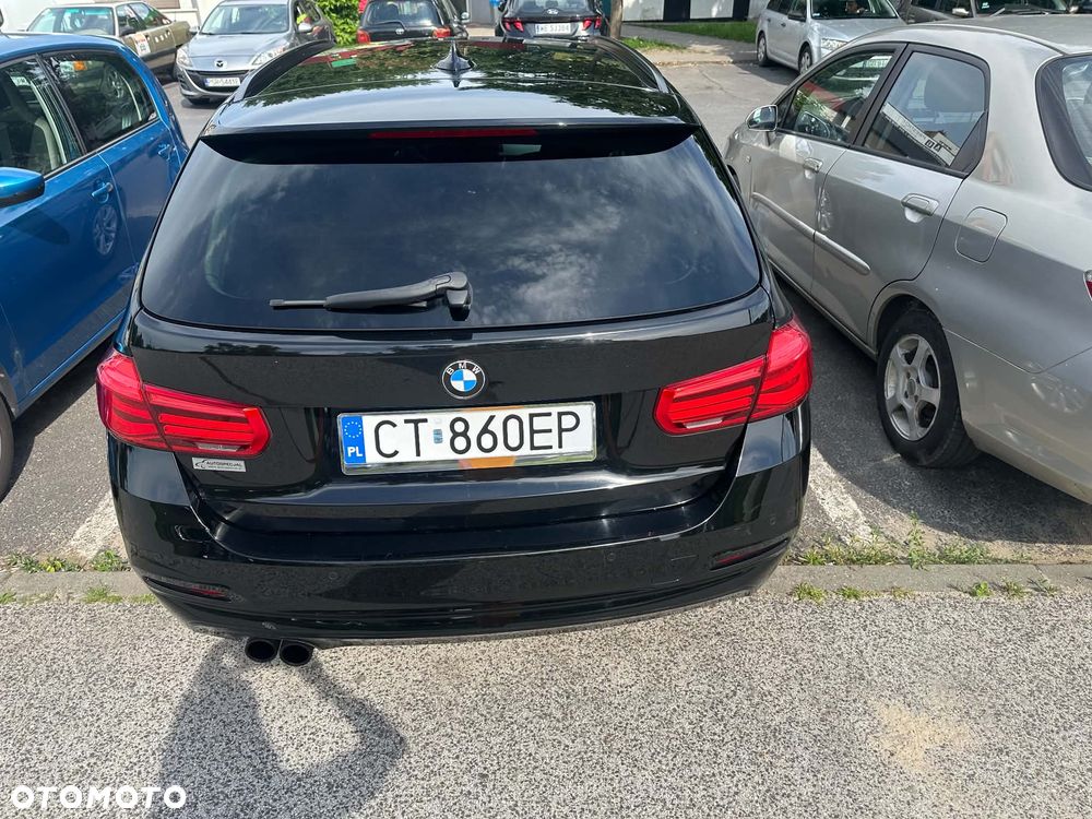 BMW Seria 3 320d xDrive - 9