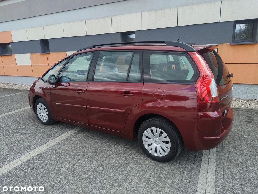 Citroën C4 Grand Picasso 1.8 16V Style - 4