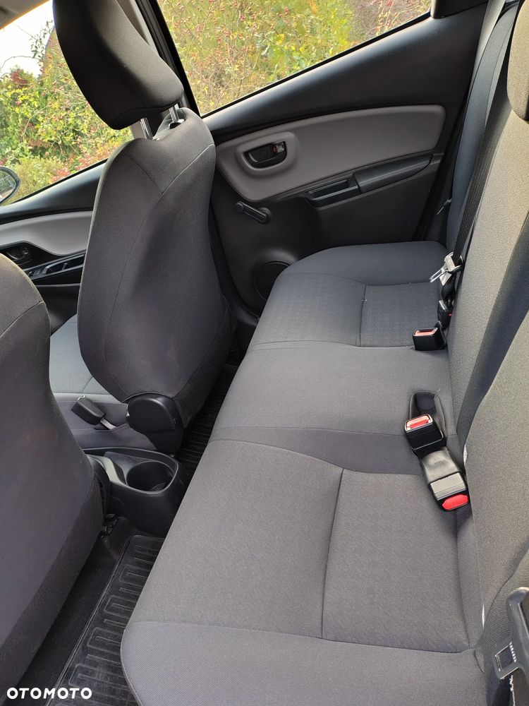 Toyota Yaris 1.5 Active - 9