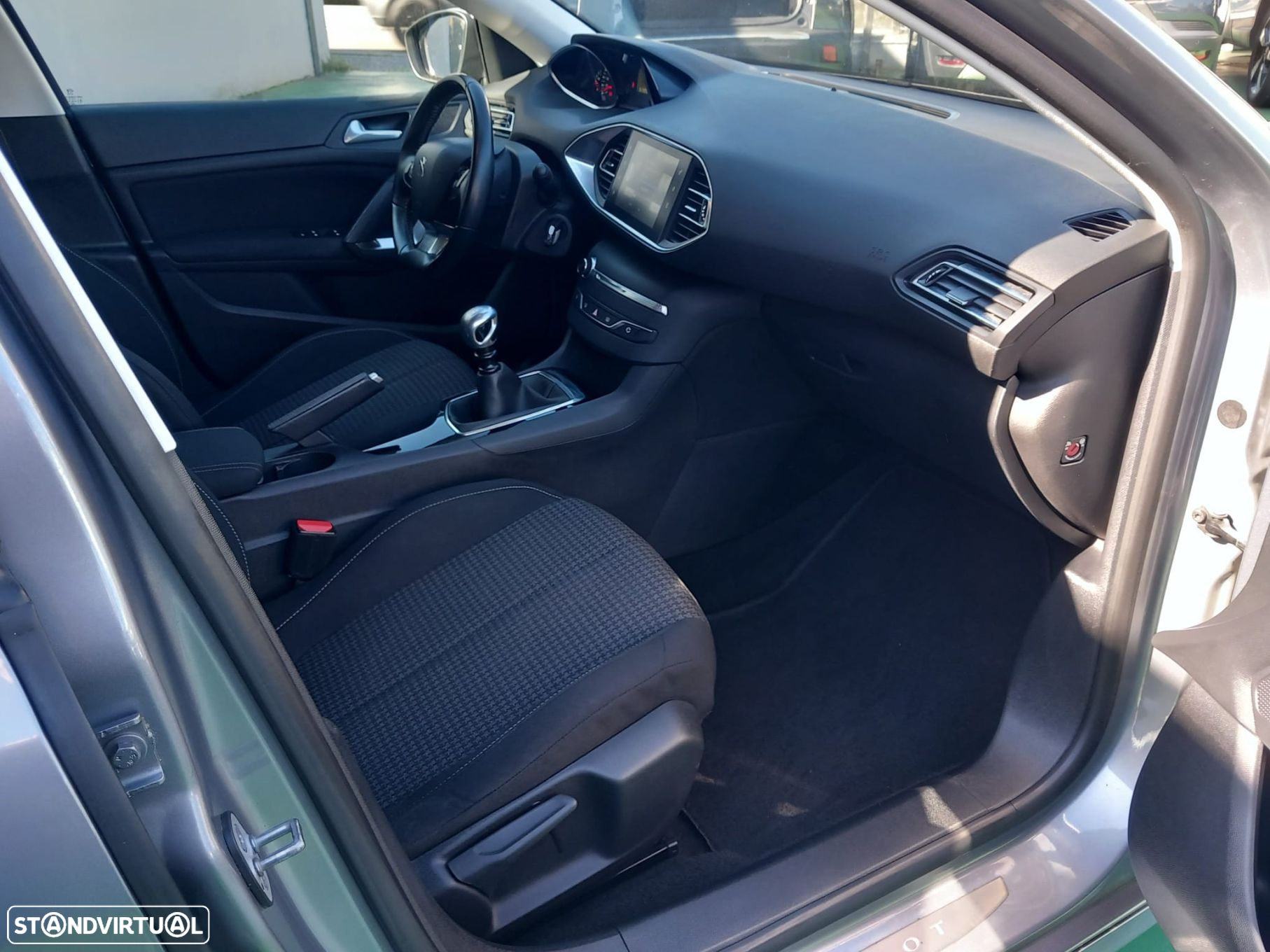 Peugeot 308 SW 1.6 BlueHDi Allure - 10
