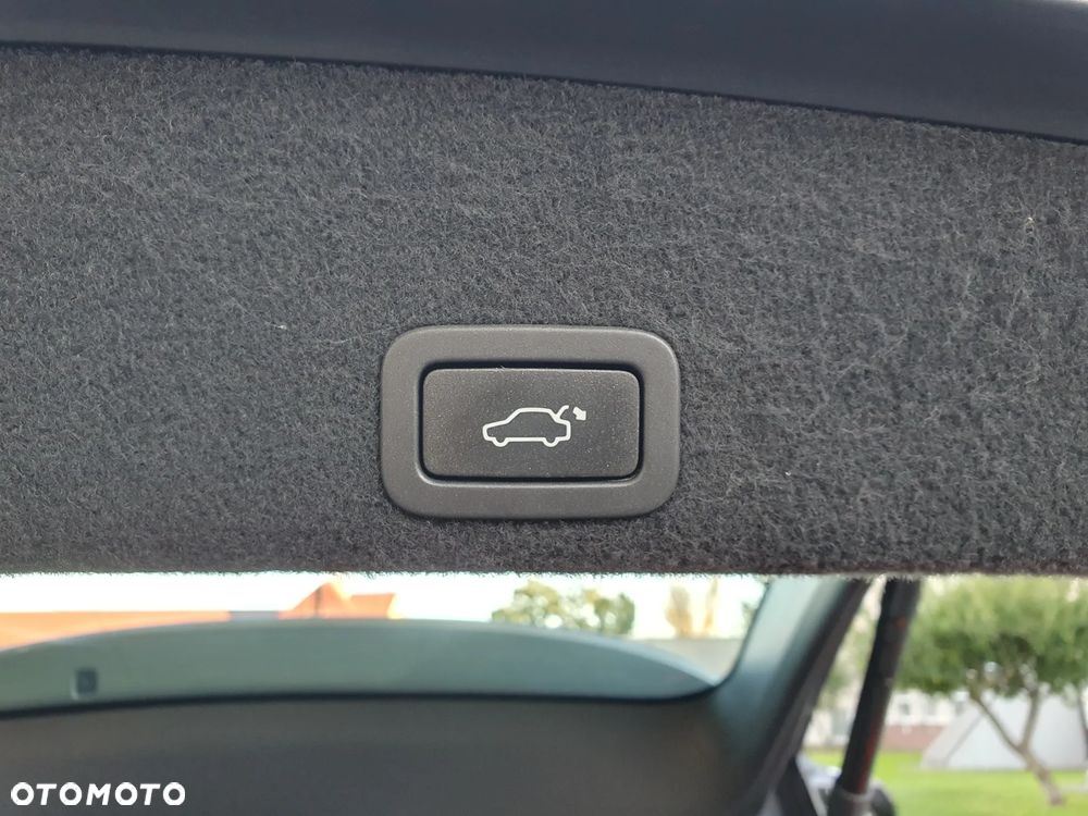 Volvo XC 60 D3 Geartronic Momentum - 12