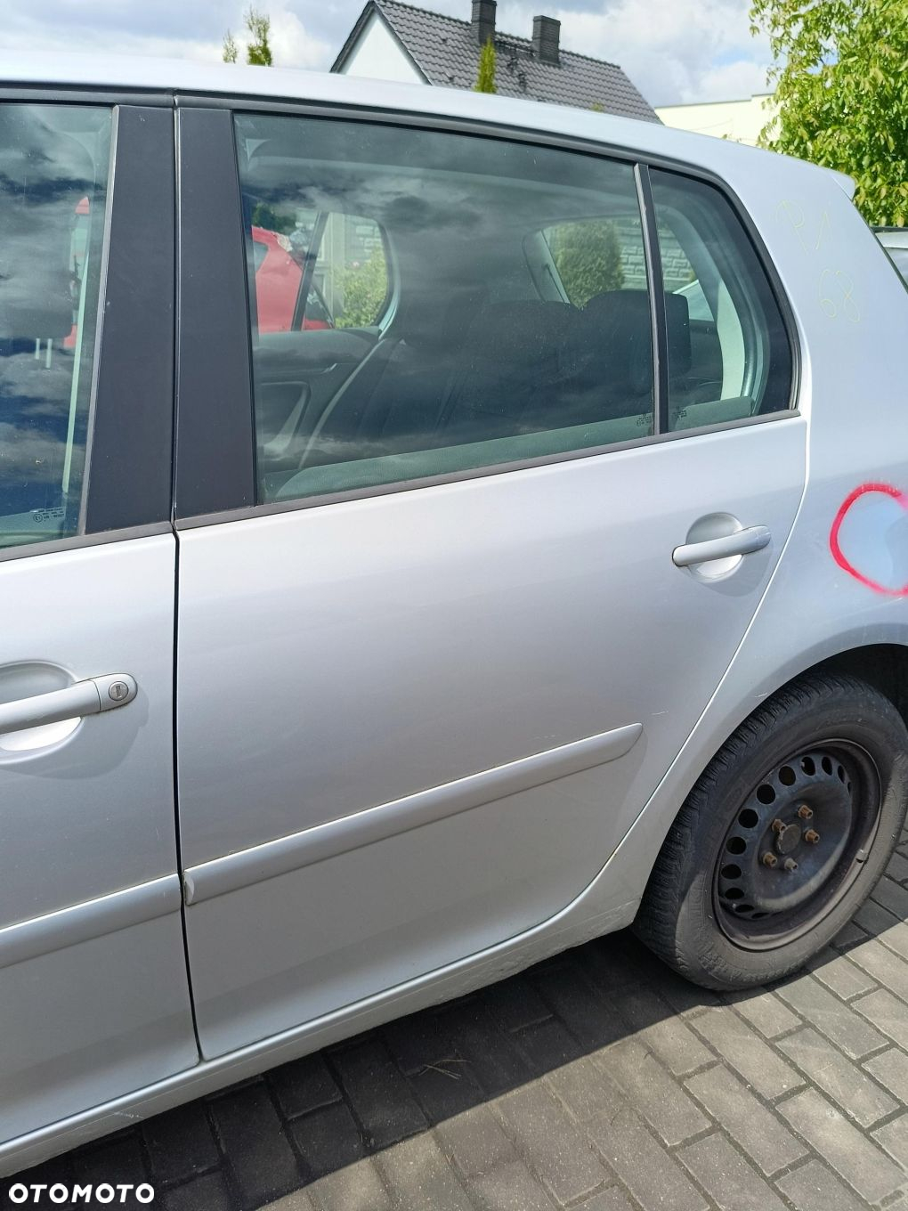 VW Golf V 5 03-09 DRZWI LEWE tylne tył kod lakieru LA7W - 3