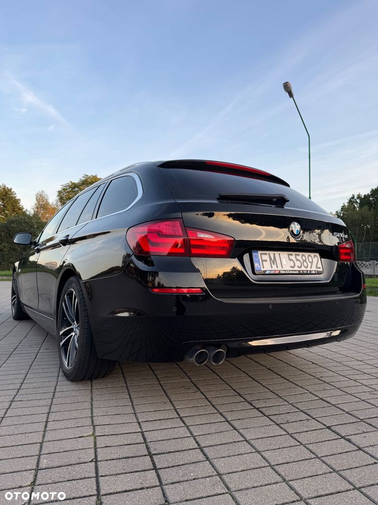 BMW Seria 5 520d - 10