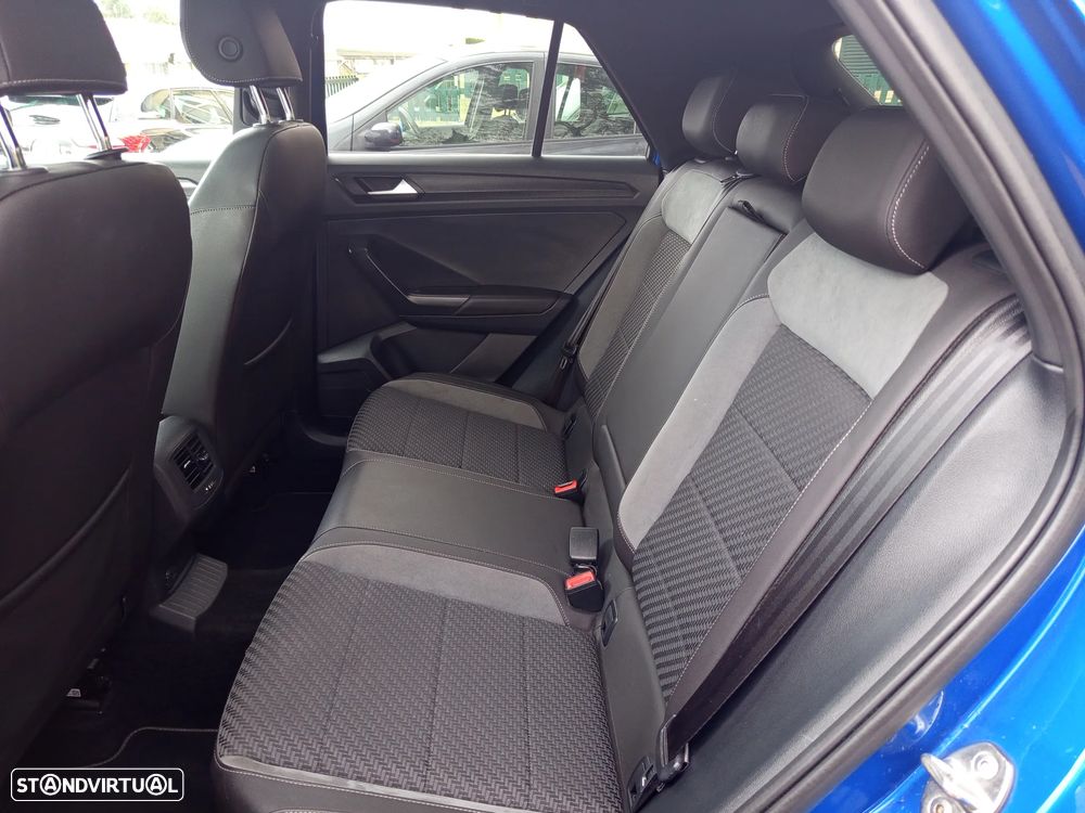 VW T-Roc 2.0 TSI OPF 4MOTION DSG R-Line - 34