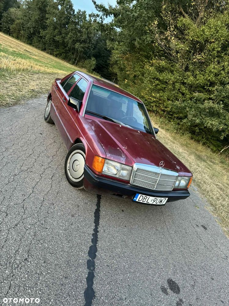 Mercedes-Benz W201 (190) - 3
