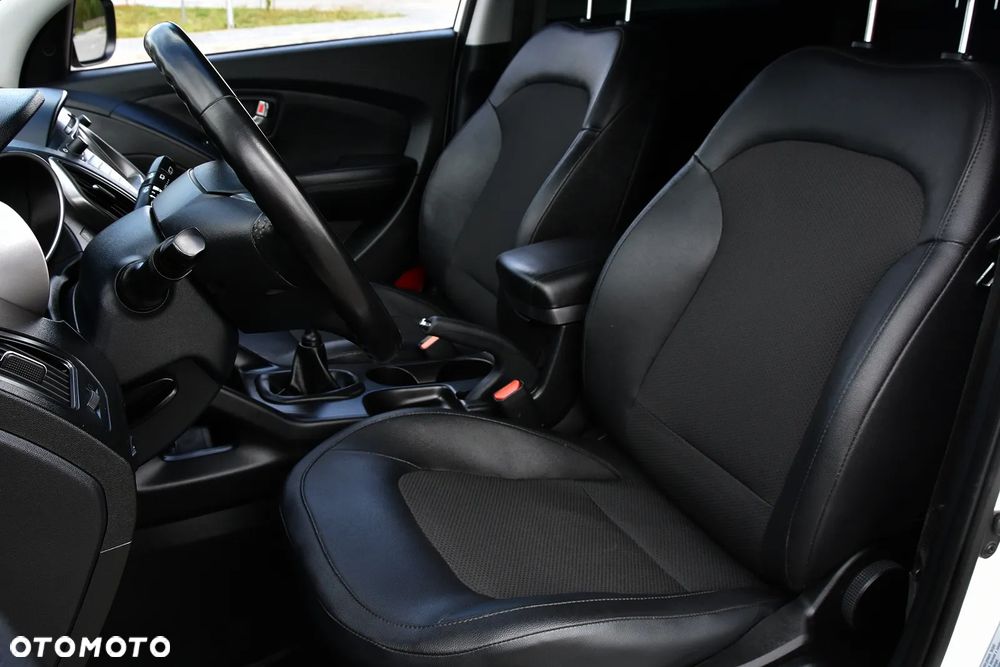Hyundai ix35 2.0 CRDi Premium 4WD - 25