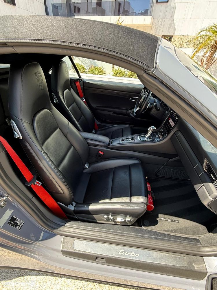 Porsche 911 (991) Turbo Cabriolet - 13