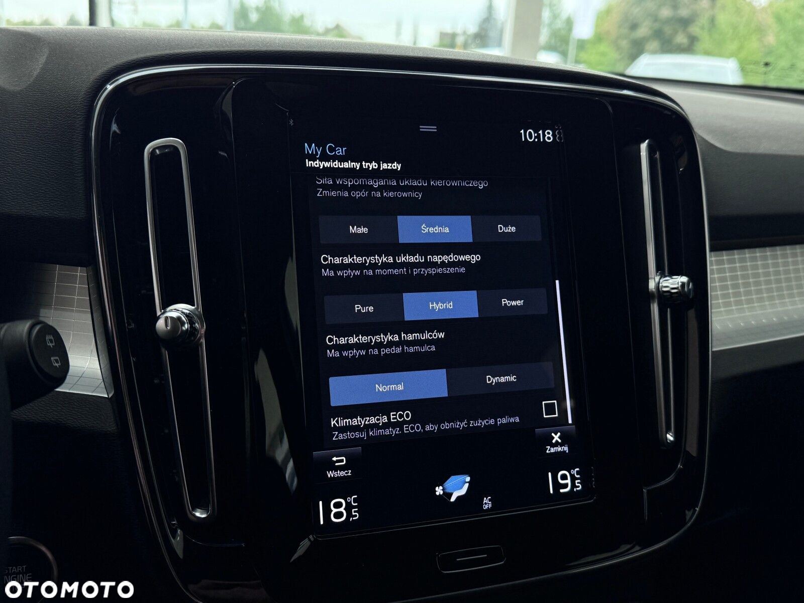 Volvo XC 40 - 35