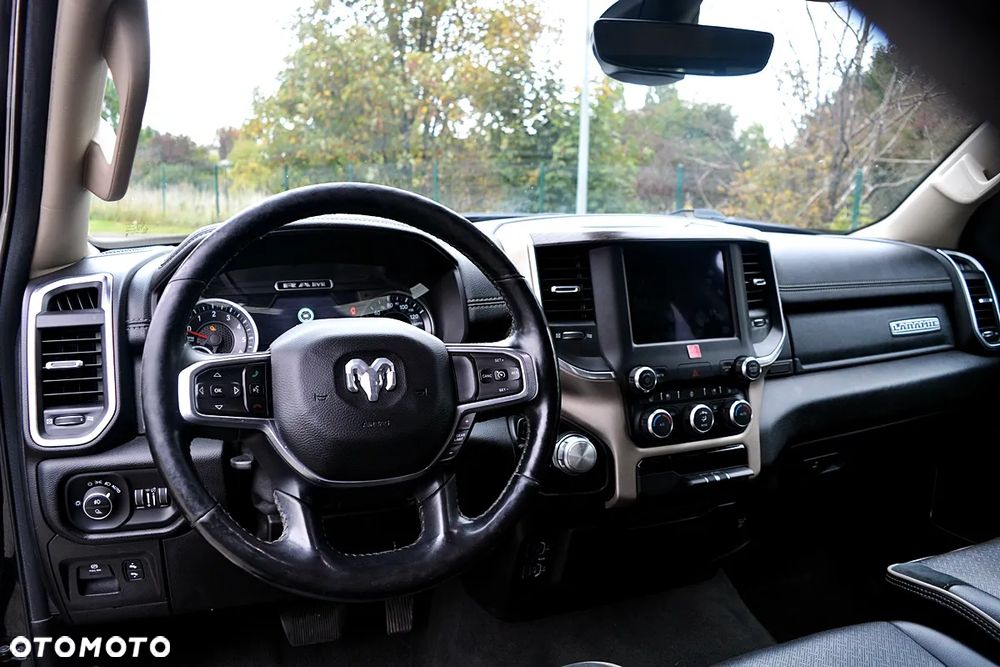 Dodge RAM 5.7 4x4 - 5