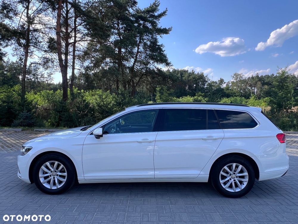 Volkswagen Passat - 9