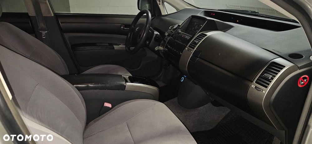 Toyota Prius 1.5 VVT-i Sol - 23