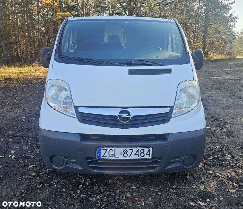 Opel Vivaro - 2