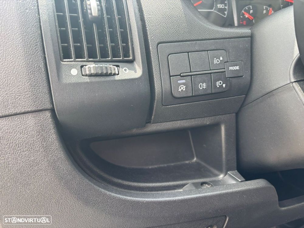 Peugeot Boxer 2.2 BlueHDi L2H2 PRO 140cv - AC - IVA DEDUTÍVEL - 24