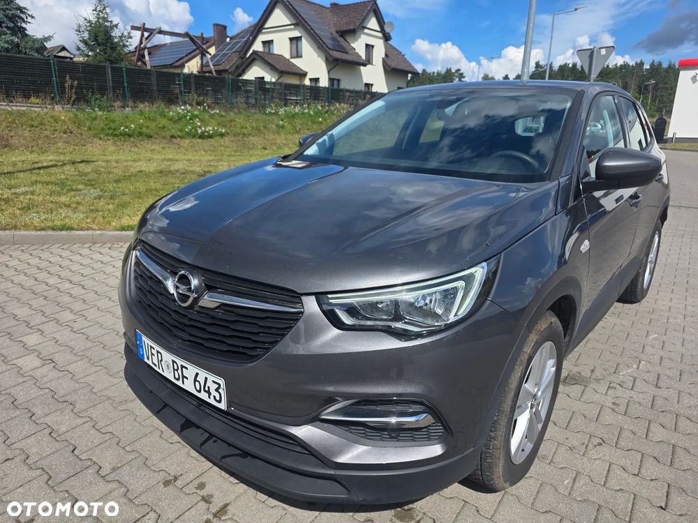 Opel Grandland X 1.2 Start/Stop Business Edition - 1