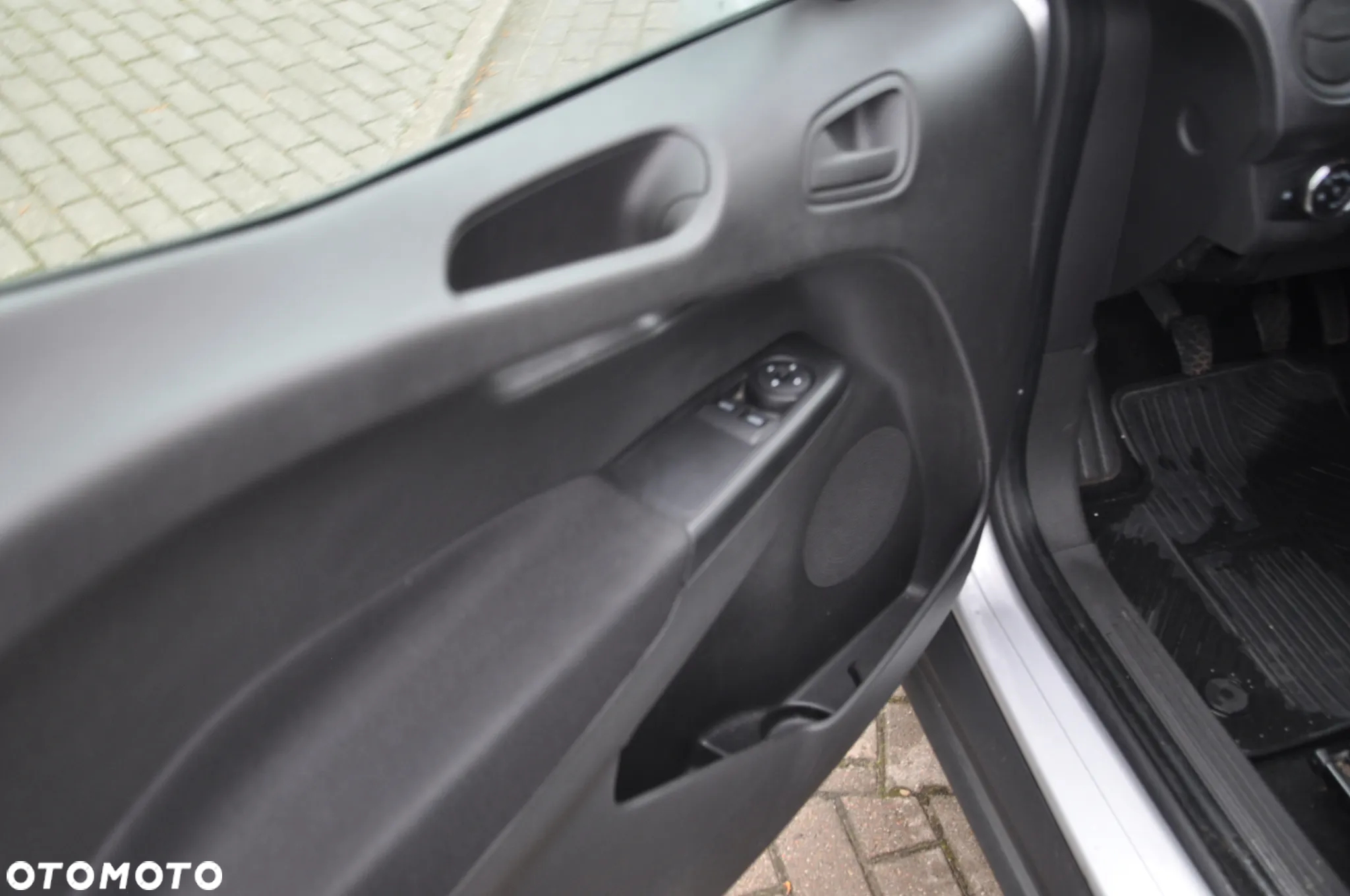 Ford Transit Courier 1.0 EcoBoost Trend - 9