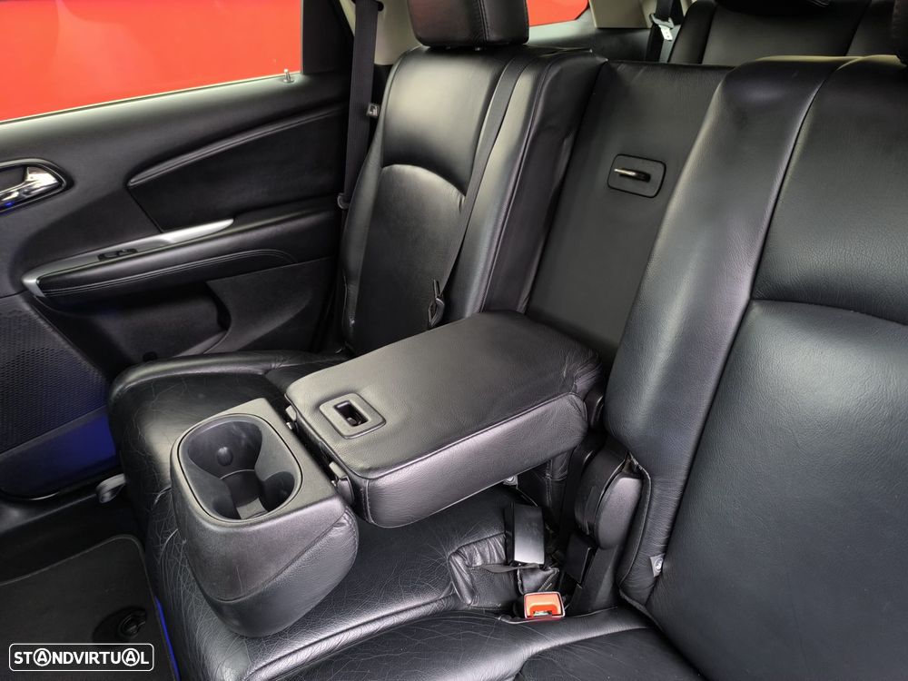 Fiat Freemont 2.0 M-Jet Urban - 35