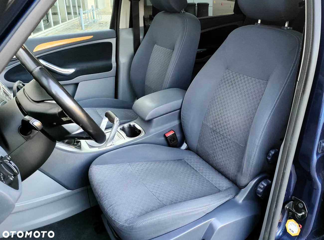 Ford Galaxy 2.0 Ghia - 14