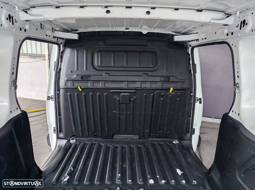 Peugeot Partner 1.5 BlueHDi Asphalt Longa - 13