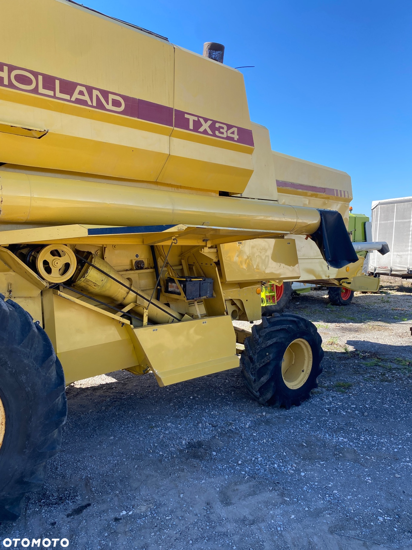 New Holland TX 34 - 13