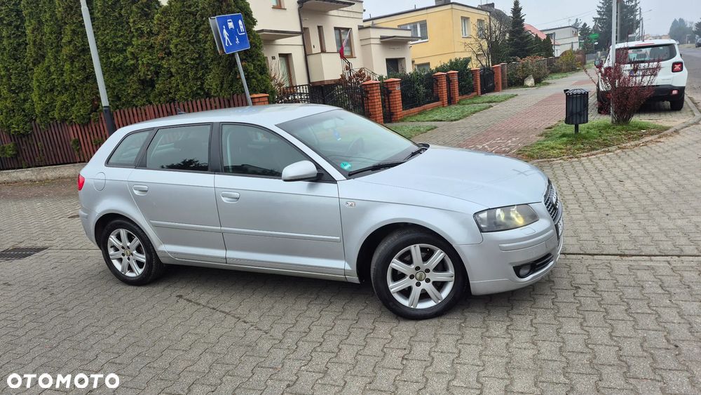 Audi A3 Sportback - 4