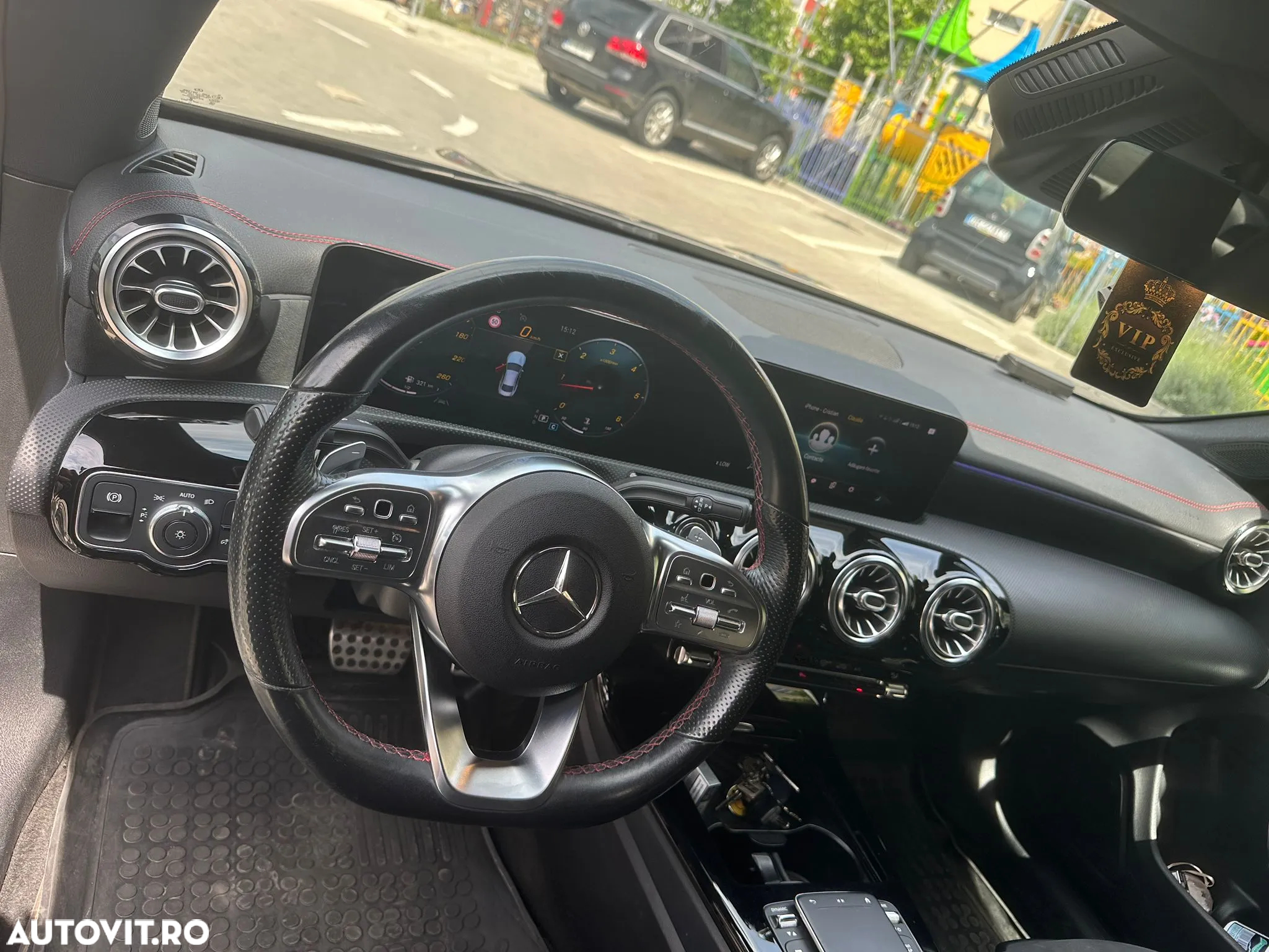 Mercedes-Benz CLA 200 d Coupe Aut. - 9