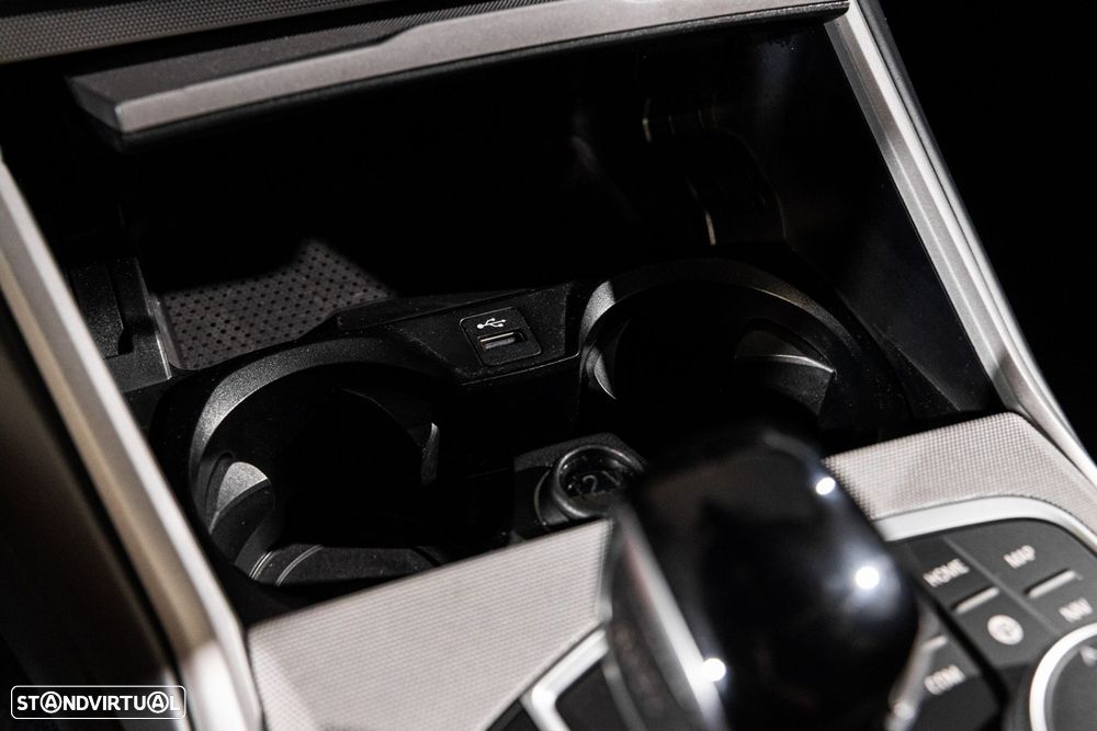 BMW 320 e Corporate Edition Auto - 23