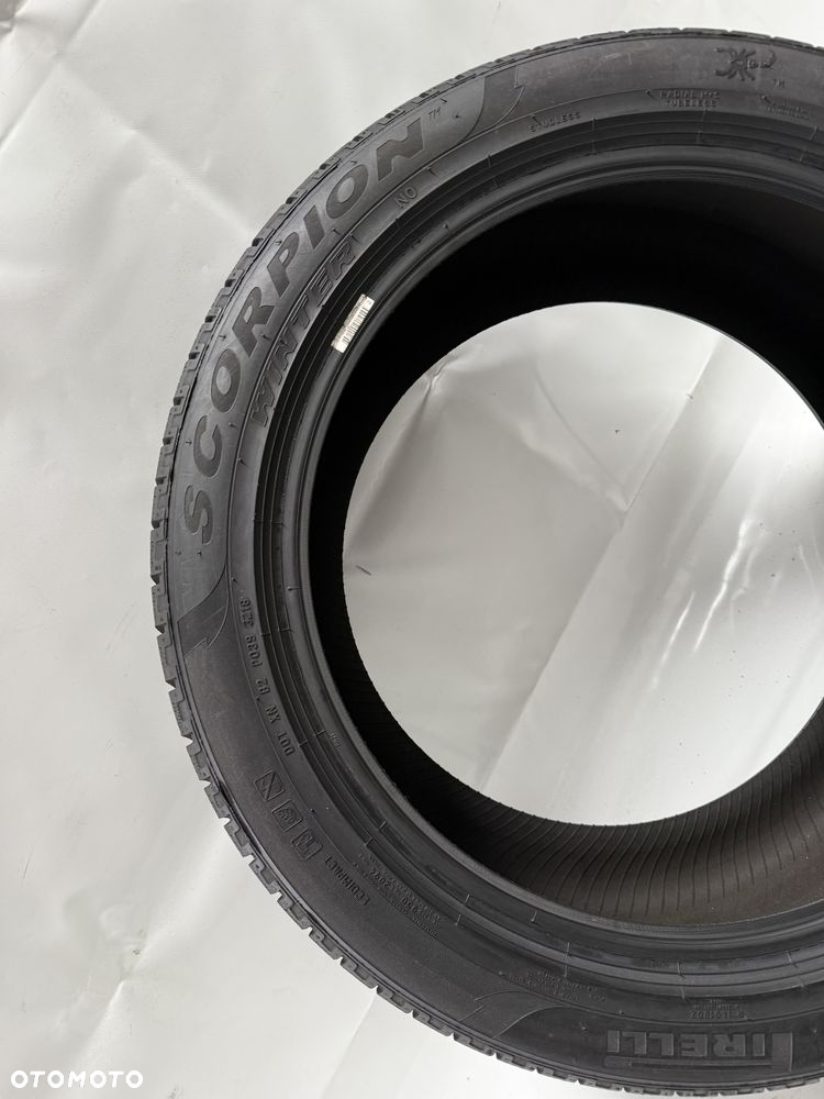 295/40/20 Pirelli Scorpion Winter NO 106V - 2