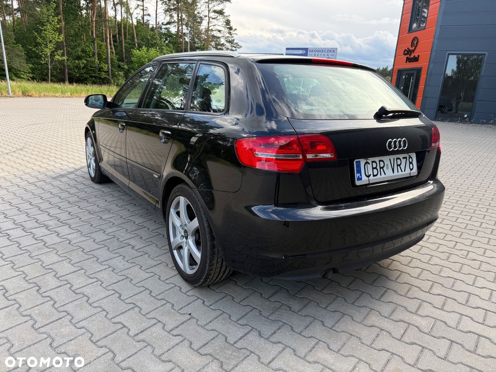 Audi A3 Sportback 1.6 TDI DPF Ambiente - 5