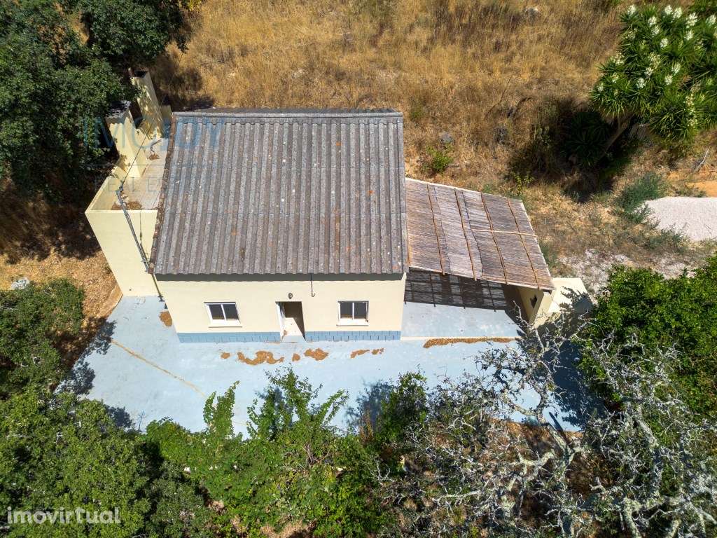 Moradia T3 Isolada em Marmelete, Monchique - Grande imagem: 2/35