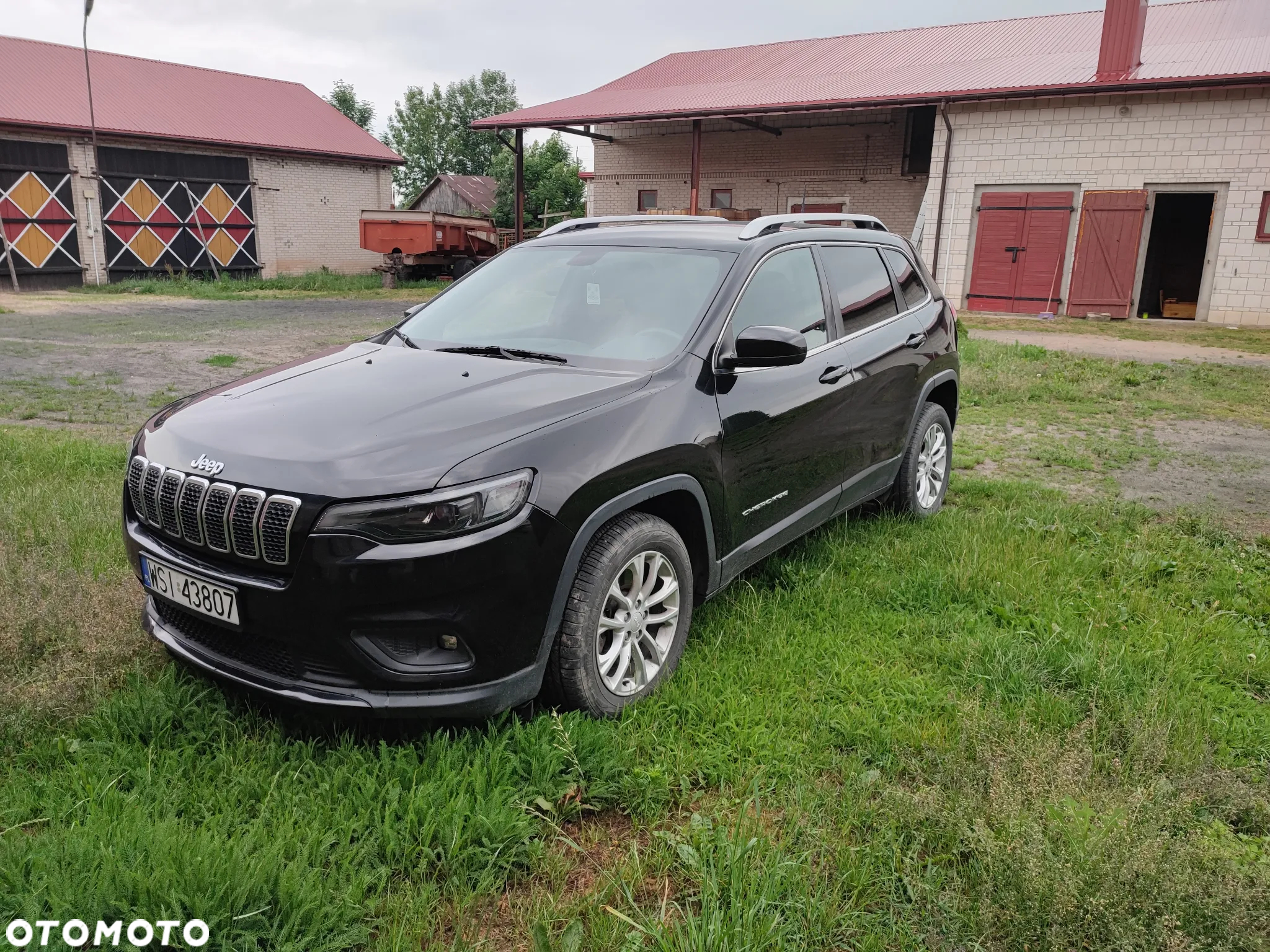 Jeep Cherokee - 14