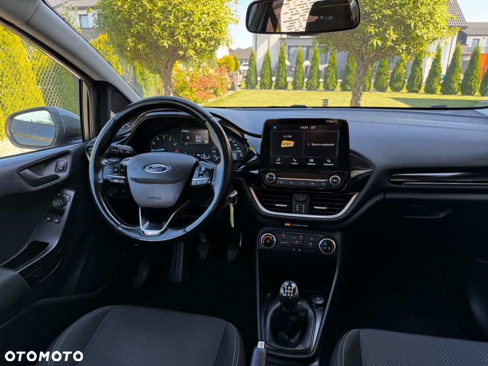 Ford Fiesta - 23