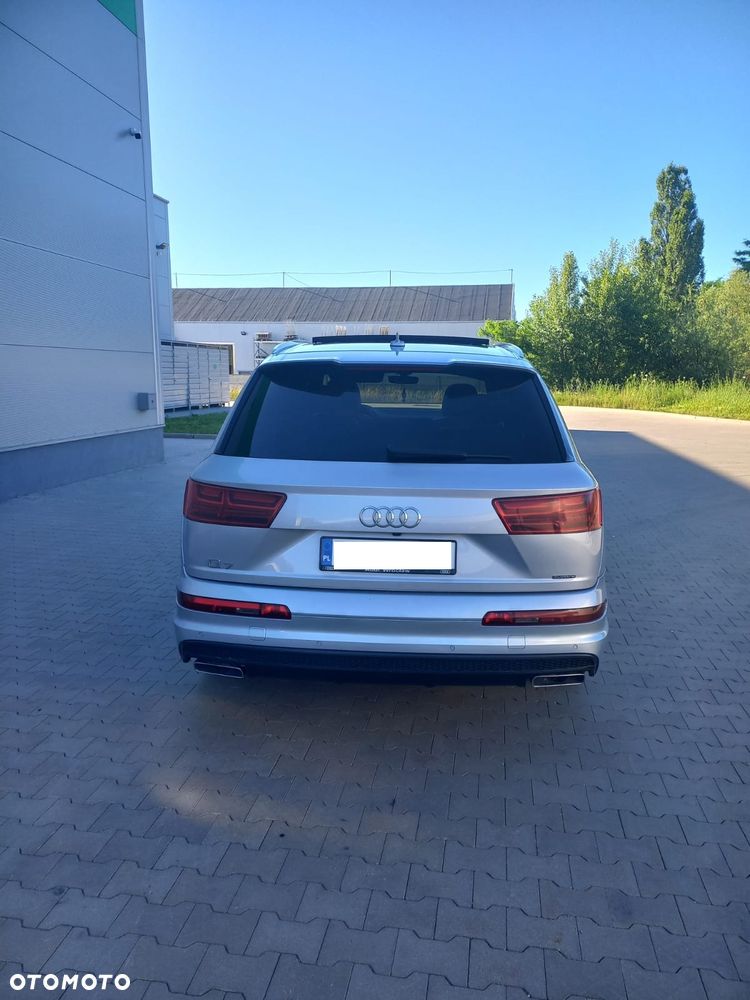 Audi Q7 - 8