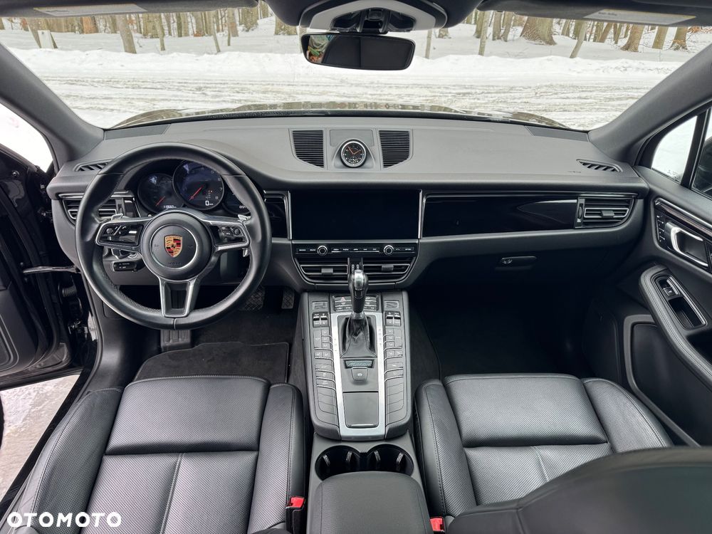 Porsche Macan Standard - 14