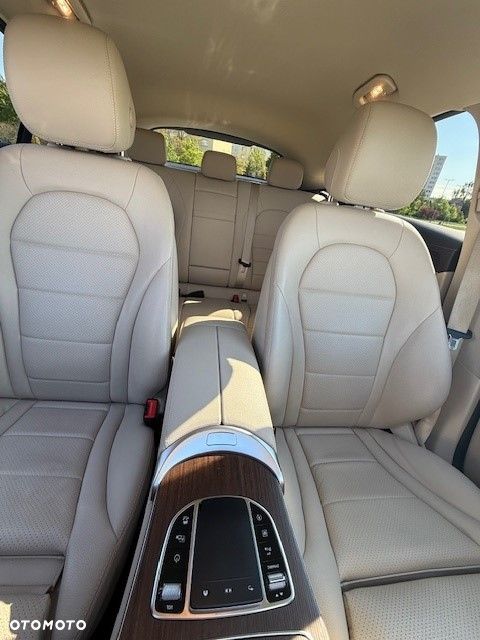 Mercedes-Benz GLC 200 4-Matic - 11