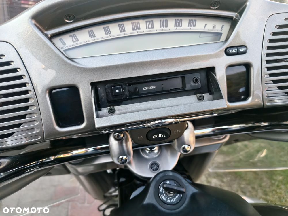 Yamaha XVZ - 36