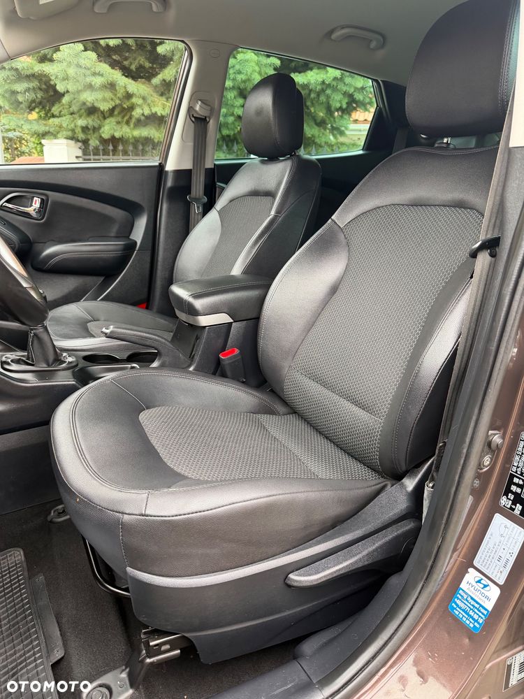 Hyundai ix35 2.0 4WD Premium - 17