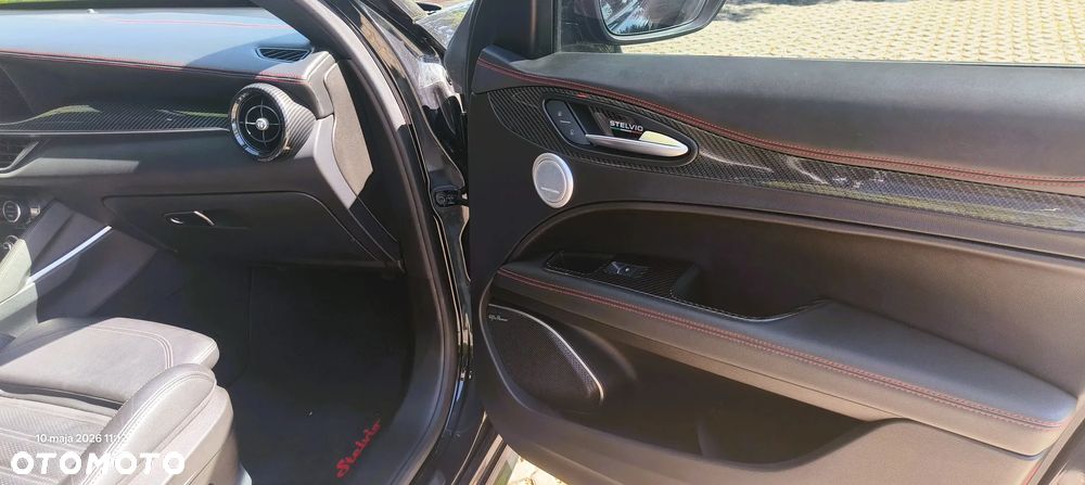 Alfa Romeo Stelvio 2.0 Turbo 16V AT8-Q4 Estrema - 21