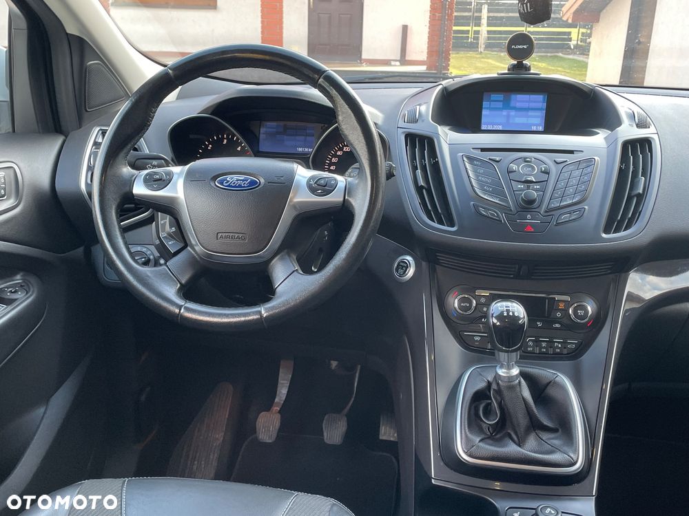 Ford Kuga 2.0 TDCi 4x4 Titanium - 13