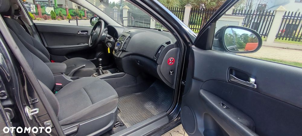 Hyundai i30 1.6 Premium - 18